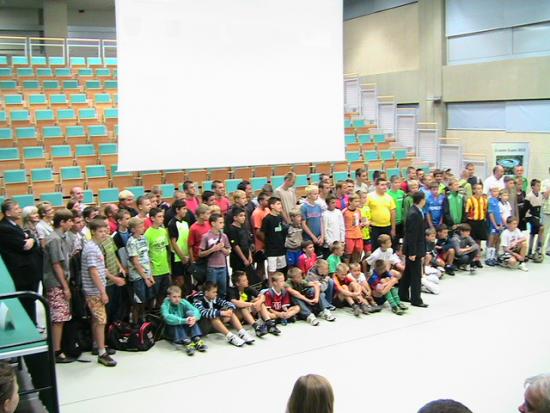 "Lato otwartych boisk"