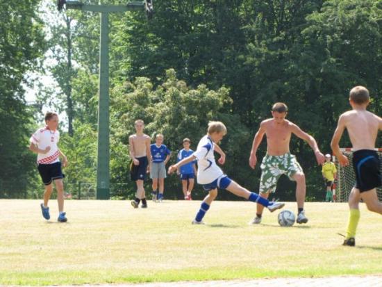 "Lato Otwartych Boisk - Sportowe Wakacje na Stadionie Śląskim"