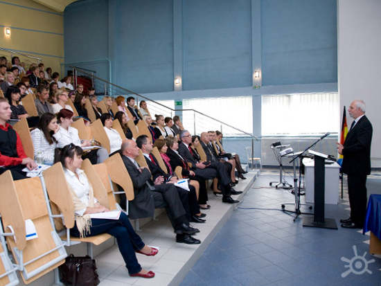 Konferencja i Targi w Elektroniku