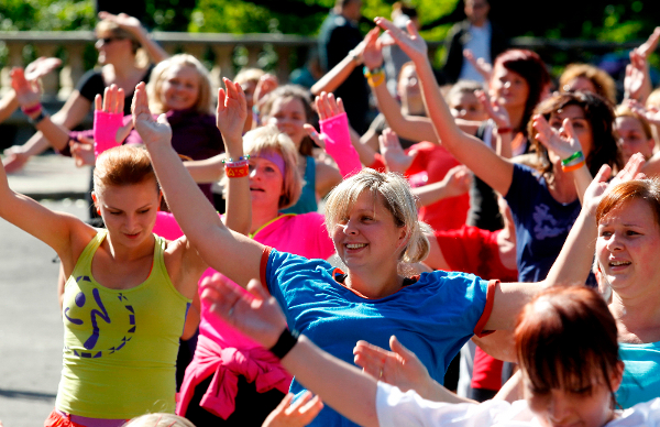 Ponad sto osób wzięło udział w maratonie zumby. Za tydzień fitness!