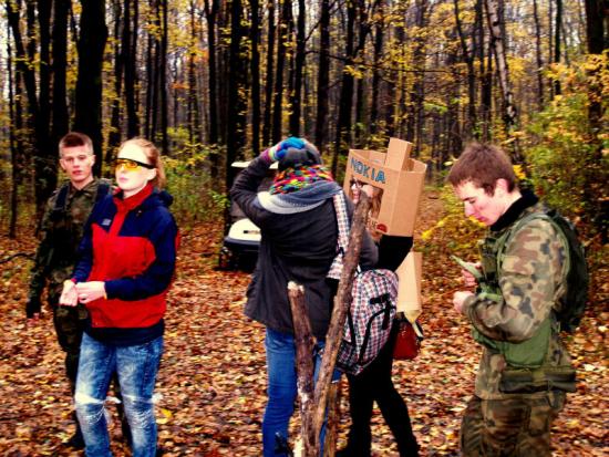 Uczniowie w Parku Śląskim szukali marszałka Józefa Piłsudskiego