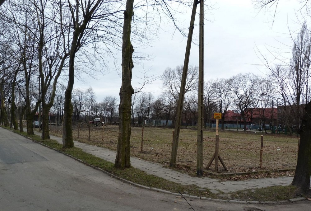 Zespół mieszkaniowy "Platany" 1