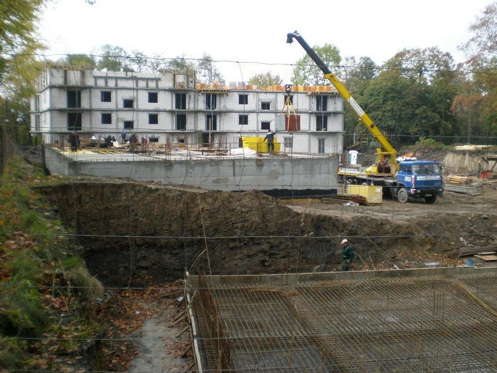 Zespół mieszkaniowy "Platany" 13