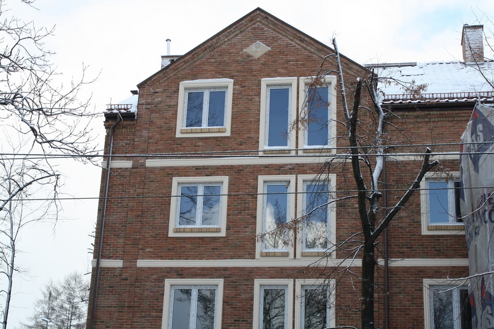 Zespół mieszkaniowy "Platany" 30