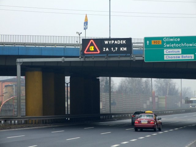 Nowe tablice jako elementy systemu zarządzania ruchem na DTŚ