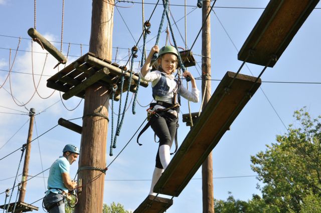 W październiku warto zajrzeć do Śląskiego Parku Linowego