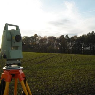 GEOLOM Tomasz Lomania