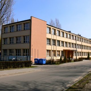 Zespół Szkół Ogólnokształcących nr 1 im. J. Kochanowskiego