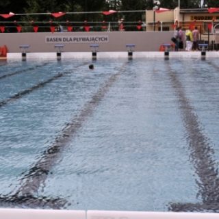 Basen odkryty w Nowym Bytomiu - MOSiR