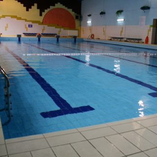 Basen kryty w Nowym Bytomiu - MOSiR