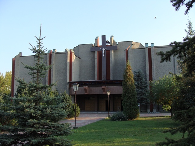 Trynek - Kościół pw. Matki Boskiej Częstochowskiej