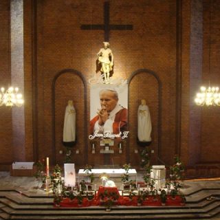 Trynek - Kościół pw. Matki Boskiej Częstochowskiej