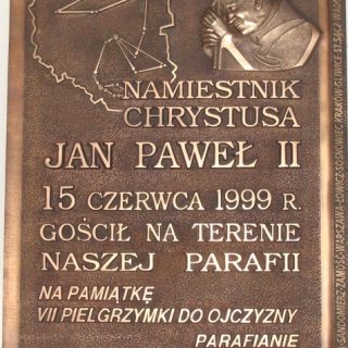 Trynek - Kościół pw. Matki Boskiej Częstochowskiej