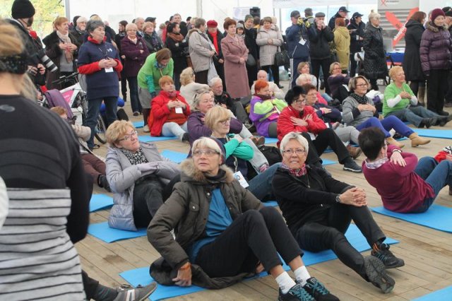 Władysław Kozakiewicz wyginał ciało na Wojewódzkim Dniu Seniora