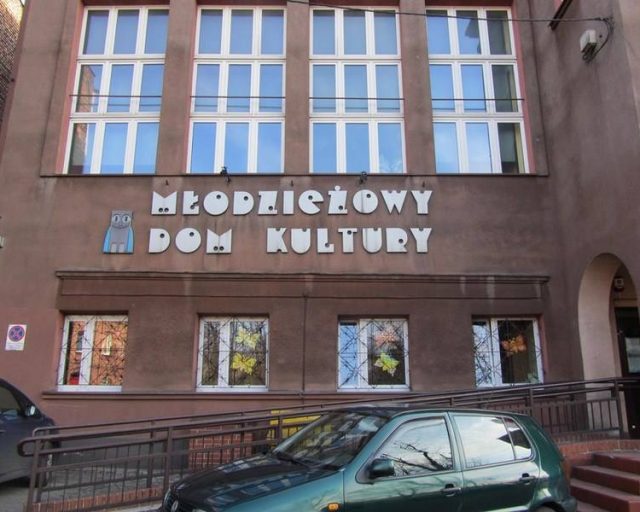MDK - Młodzieżowy Dom Kultury