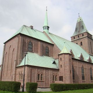 Biskupice - Kościół pw. Wniebowzięcia Najświętszej Maryi Panny