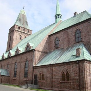 Biskupice - Kościół pw. Wniebowzięcia Najświętszej Maryi Panny