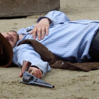 Twinpigs - Miasteczko westernowe