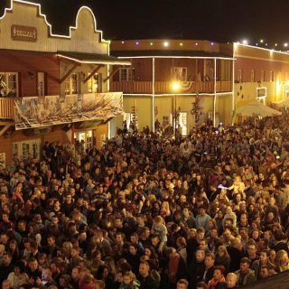 Twinpigs - Miasteczko westernowe