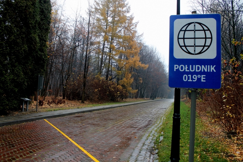 Południk 19. już oznaczony. Podobnie jak Greenwich