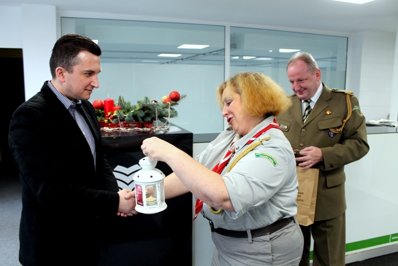 Betlejemskie Światełko Pokoju dotarło również do Parku Śląskiego