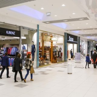 Centrum Handlowe Trzy Stawy