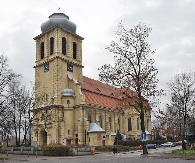 Dąbrówka Mała - Kościół pw. św. Antoniego Padewskiego