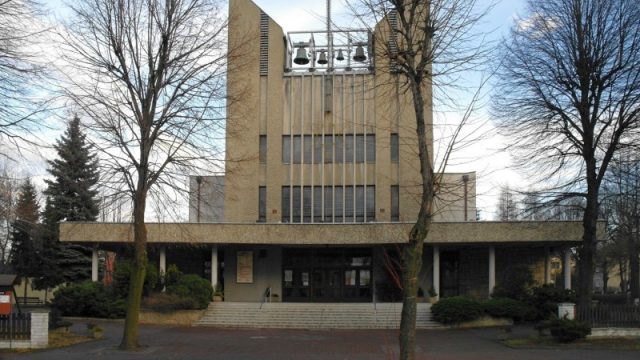 Ochojec - Kościół pw. św. Jacka