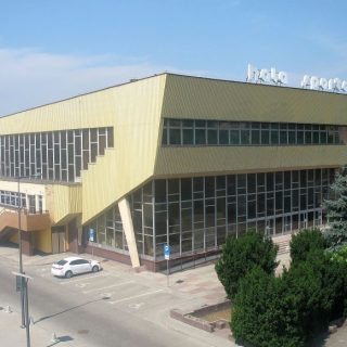 Hala widowiskowo - sportowa w Halembie - MOSiR