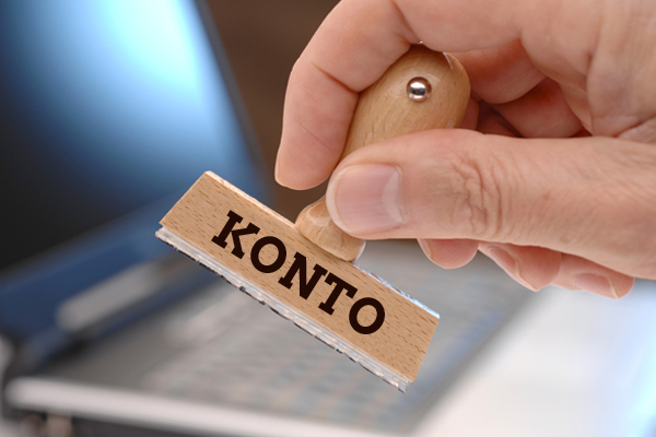 Firmowe konto - czy to się opłaca?