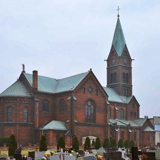 Bobrek - Kościół pw. Świętej Rodziny