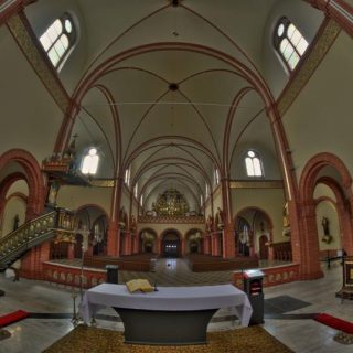 Bobrek - Kościół pw. Świętej Rodziny