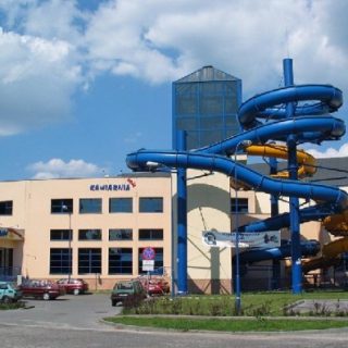 Kryta pływalnia Delfin