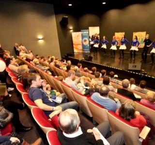 Centrum Kulturalno-Sportowe Łabędź