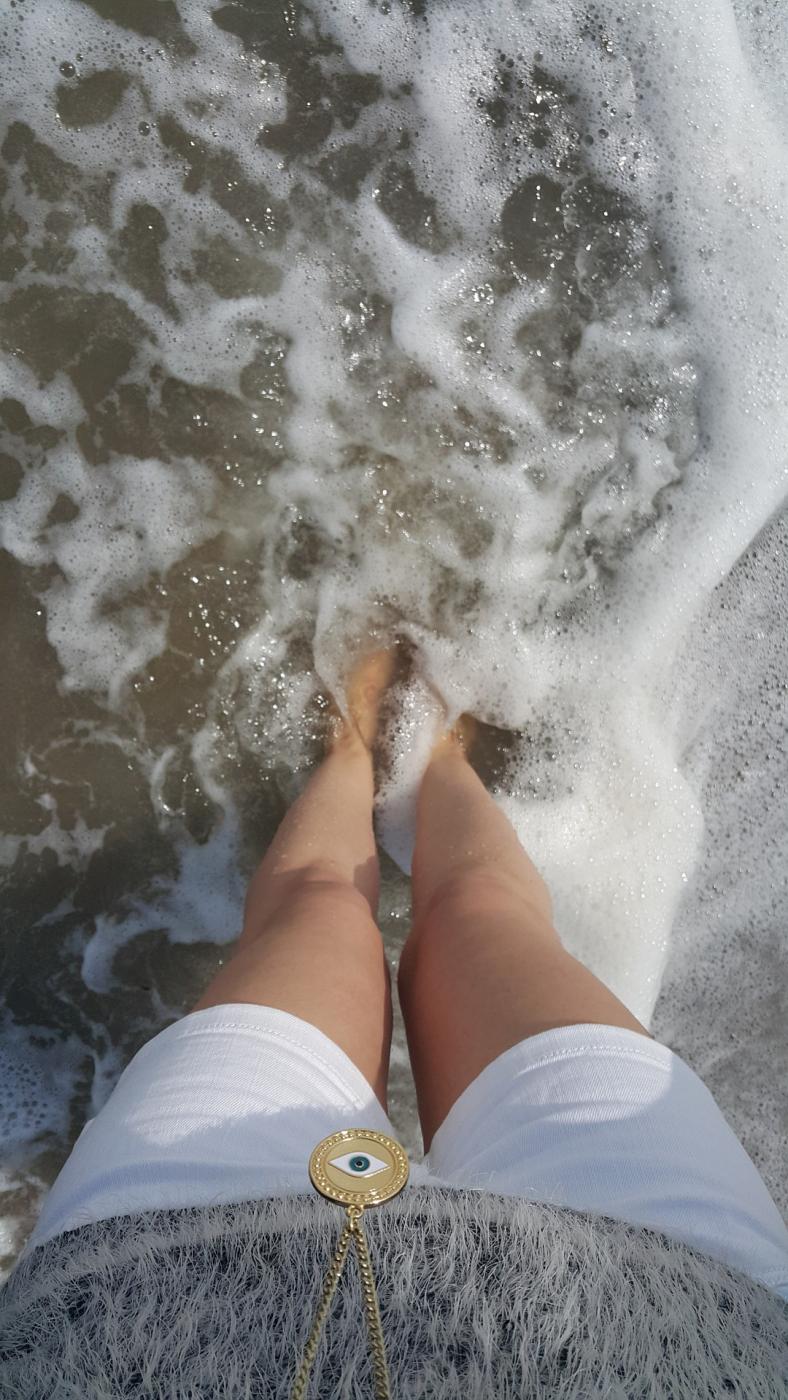 Depilacja laserowa - tania czy droga metoda usuwania zbędnego owłosienia?