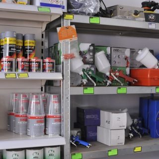 Lakiery samochodowe RAFLAK