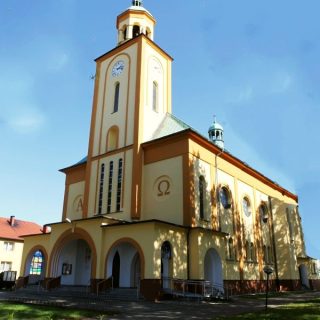 Urbanowice - Kościół pw. Matki Boskiej Pośredniczki Wszelkich Łask