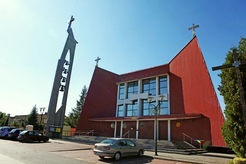 Czułów - Kościół pw. Krzyża Świętego