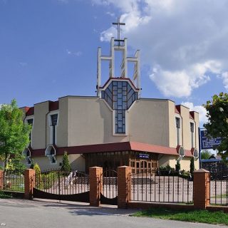 Klimontów - Kościół pw. Najświętszej Maryi Panny Różańcowej