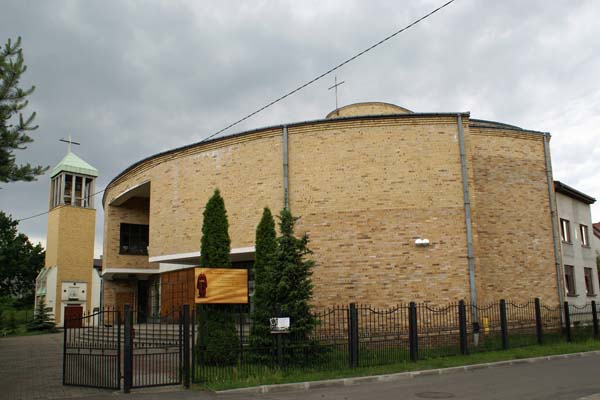 Milowice - Kościół pw. św. Alberta Chmielowskiego