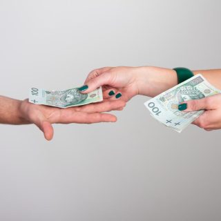 Szybka pożyczka - kiedy warto z niej skorzystać?