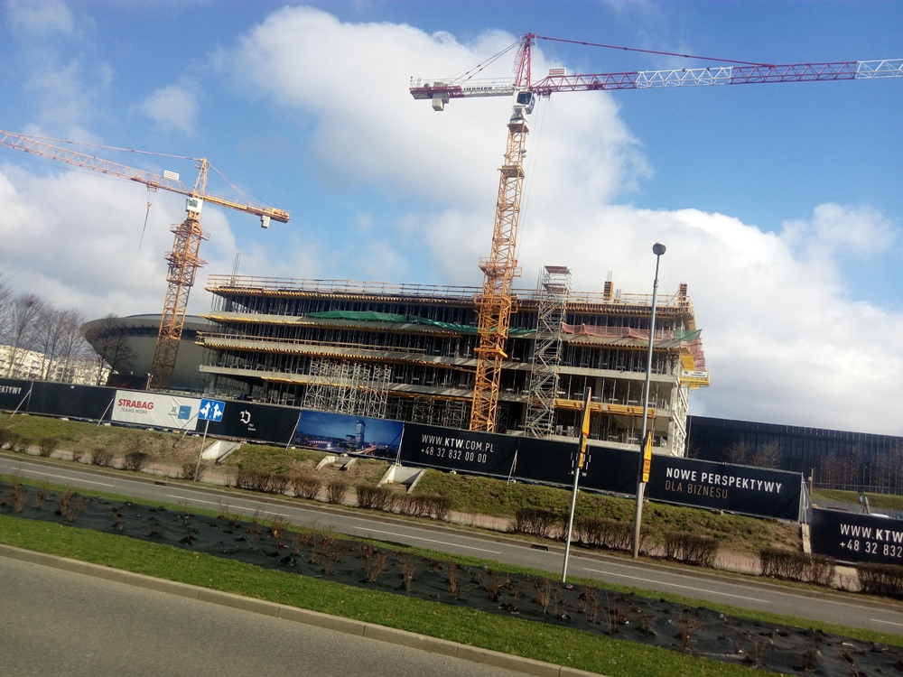 KTW pnie się w górę