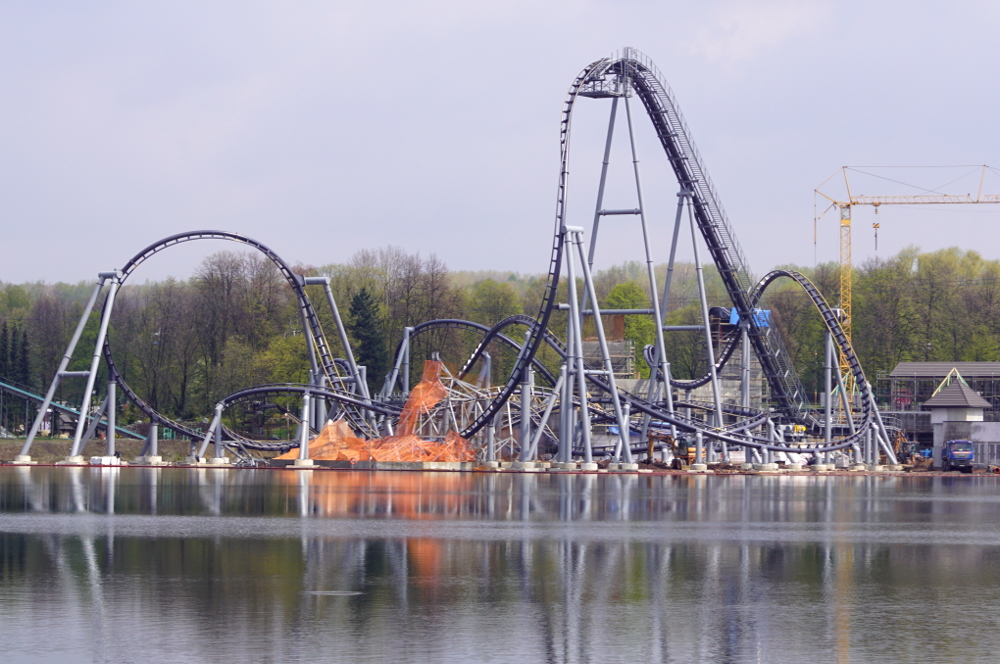 Testują rollercoaster. Otwarcie już wkrótce