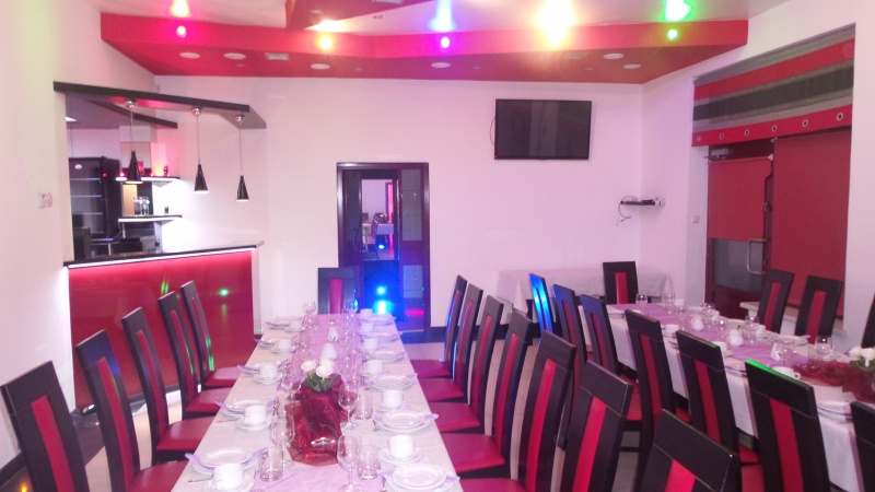 Organizacja imprez . Wynajem lokalu na imprezy, szkolenia, pokazy itp.