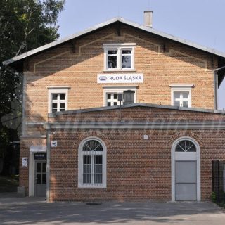 Dworzec kolejowy PKP - Ruda