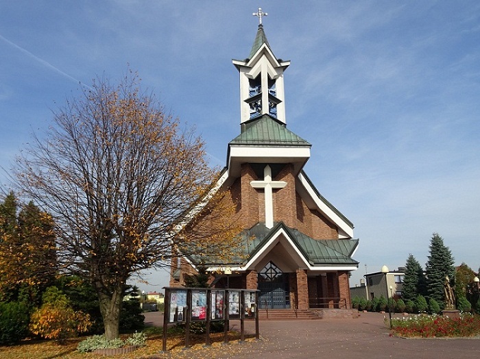 Rowień - Kościół pw. Niepokalanego Serca Najświętszej Maryi Panny