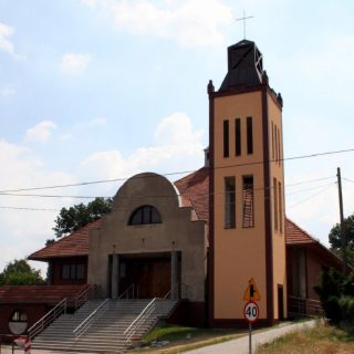 Chwałęcice - Kościół pw. św. Jana Nepomucena