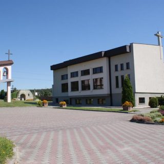 Niewiadom - Kościół pw. Miłosierdzia Bożego