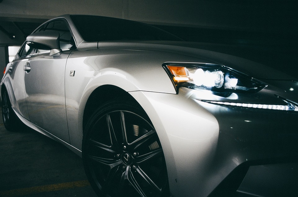 Leasing, kredyt samochodowy czy kredyt gotówkowy - jak sfinansować zakup pojazdu?