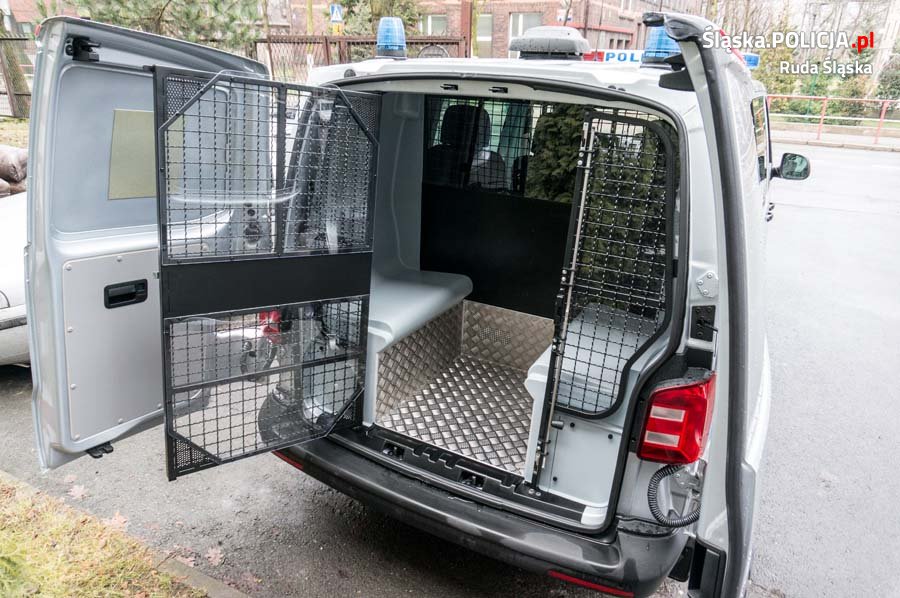 Nowe radiowozy dla rudzkiej policji